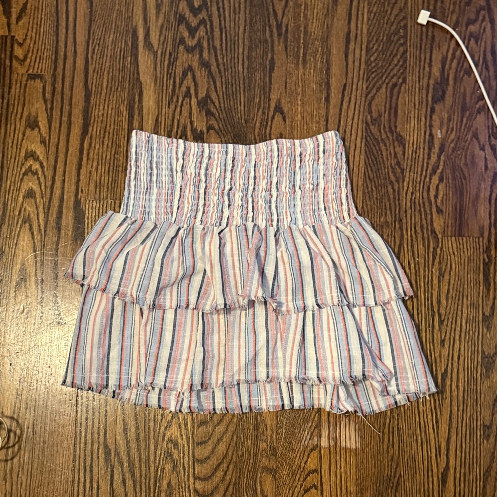 SHEIN Cream Bubble Mini Skirt with Smocked Tiered Design
